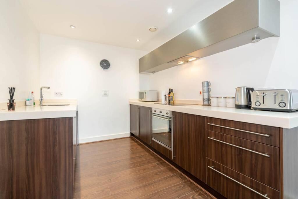 Birmingham City Centre 2Bed - With Balcony & Parking Exterior photo